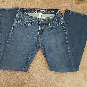 Refuge-vixen curvy boot size 6s. 28inches long